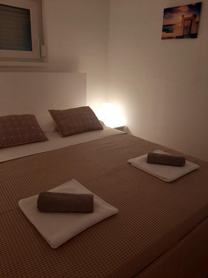 Apartment Enis Barbariga Eksteriør billede