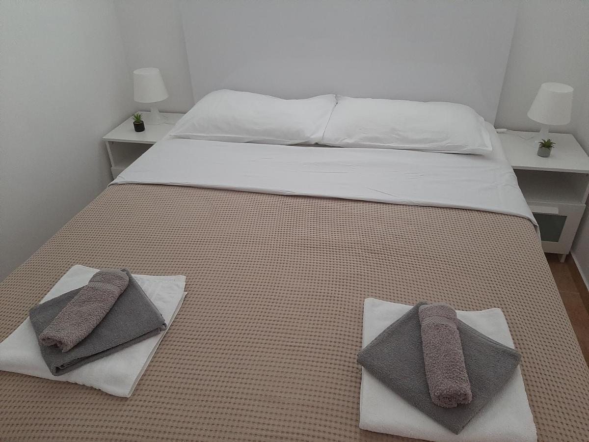 Apartment Enis Barbariga Eksteriør billede